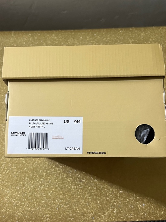BNIB Michael Kors Hastings Heart Embroidered Espadrilles - Picture 14 of 14